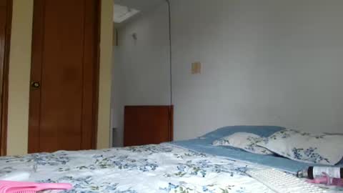 emma online show from September 16, 3:02 pm