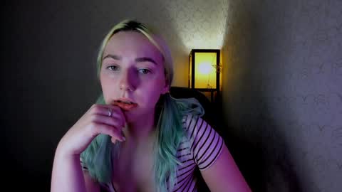 Cora online show from December 3, 5:20 am