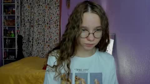 Leslie online show from October 8, 7:11 pm