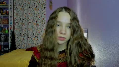 Leslie online show from October 14, 9:26 pm