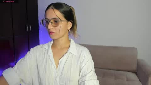 Snapshot of your_lilacute1 chatting on May 4, 7:26 am Lila online show from May 4, 7:26 am