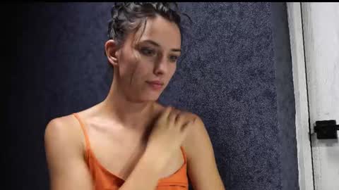 Meri  online show from October 27, 9:19 pm