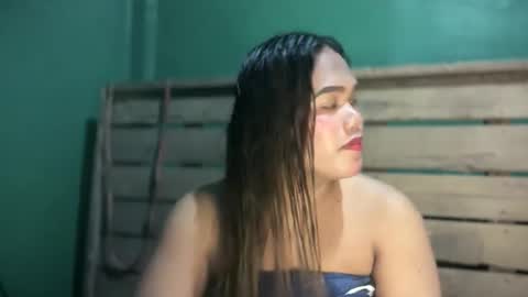 your_magician_bella online show from June 7, 3:27 pm