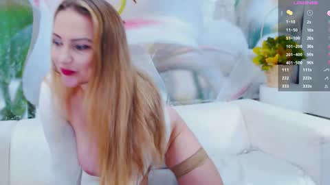 Lilly online show from October 11, 6:12 am