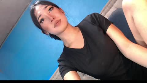 Snapshot of your_naughty_cumslut69 chatting on July 17, 11:20 pm your_naughty_cumslut69 online show from July 17, 11:20 pm