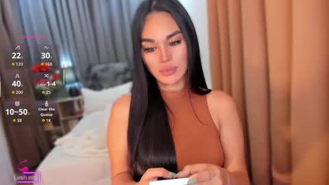 Snapshot of your_other_halfxx chatting on May 2, 12:26 am Miss Larah online show from May 2, 12:26 am