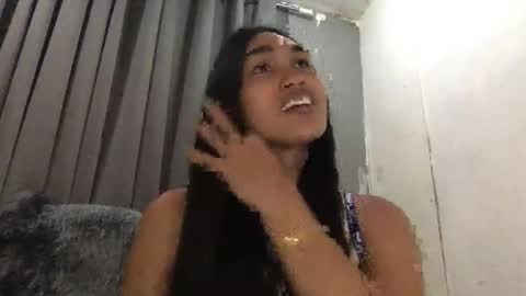 Snapshot of your_other_halfxx chatting on May 14, 8:54 am Miss Larah online show from May 14, 8:54 am
