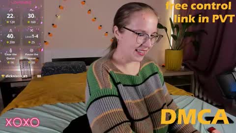 Pennyy online show from October 15, 7:47 pm