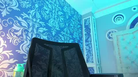 Snapshot of your_perverse_whore chatting on December 12, 2:26 am Salome online show from December 12, 2:26 am