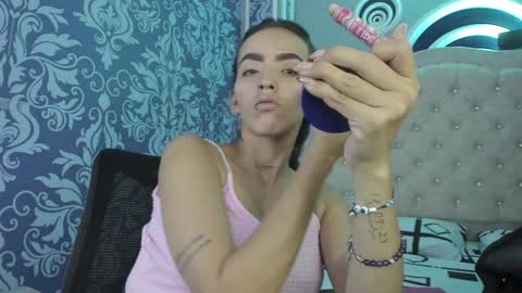 Snapshot of your_perverse_whore chatting on January 10, 7:54 pm Salome online show from January 10, 7:54 pm