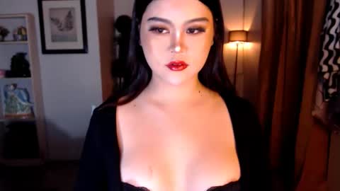 your_princessoflove online show from February 7, 6:22 pm