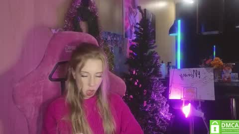 Snapshot of your_psychologist chatting on December 5, 10:33 am Alice online show from December 5, 10:33 am