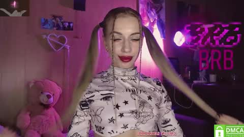 Alice  online show from December 21, 10:50 pm