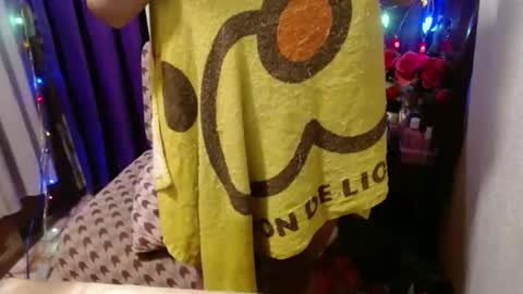 your_realpinay online show from January 12, 12:01 pm