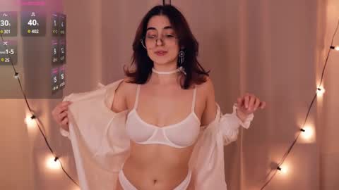 Luna online show from February 18, 1:22 pm