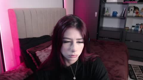 Snapshot of your_rosalie chatting on April 26, 5:05 am your_rosalie online show from April 26, 5:05 am