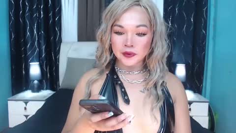 Casie online show from December 23, 11:47 am