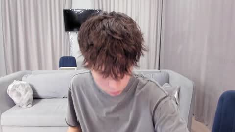 your_shy_guy online show from January 12, 6:05 pm