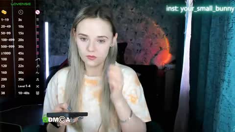 Molly online show from May 5, 2:08 am