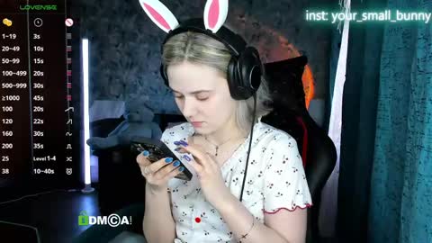 Molly online show from May 8, 2:17 am