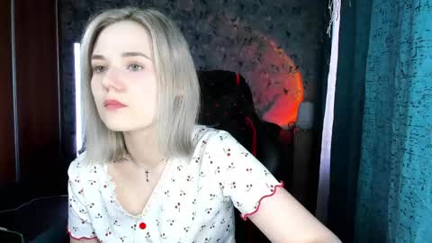 Molly online show from May 12, 2:08 am