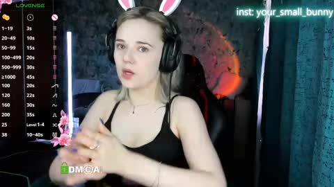 Molly online show from June 5, 2:18 am