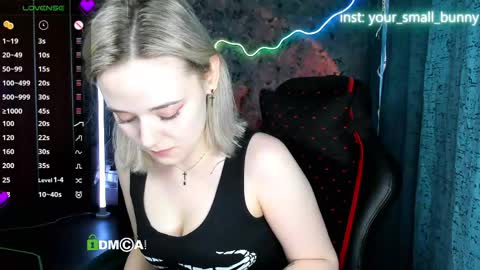 Molly online show from June 7, 2:05 am