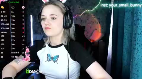 Molly online show from June 22, 3:25 am