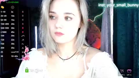 Molly online show from July 19, 2:04 am