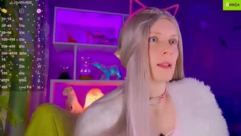 your_spring online show from December 16, 3:11 am