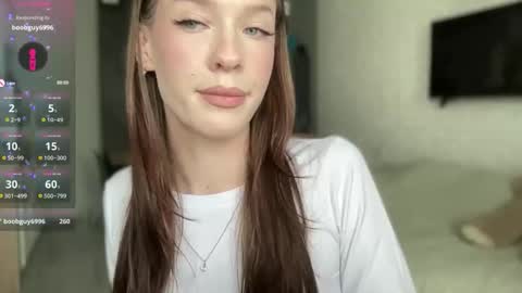 Mia  online show from May 19, 1:17 pm