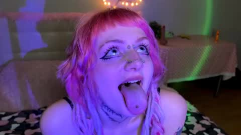 Anya online show from May 30, 8:28 pm