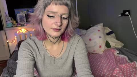 Anya online show from July 30, 9:36 pm