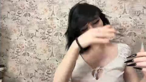 Alice online show from July 7, 7:51 pm