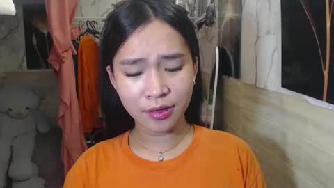 your_twinkletoes18 online show from March 19, 8:13 pm