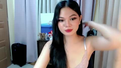 Hi its me Yna online show from December 9, 8:01 pm