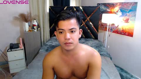 yourasian_bradley online show from September 30, 5:23 am