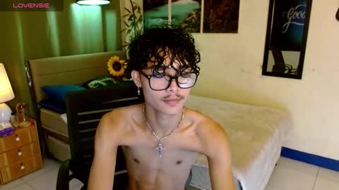 yourasiancarl online show from November 3, 10:38 am