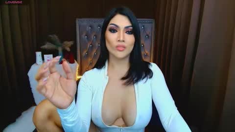 Goddess online show from February 25, 11:20 am