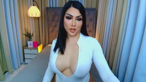 Goddess online show from April 4, 3:20 pm