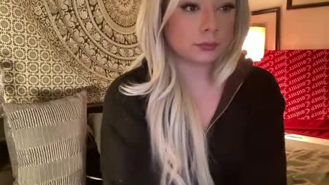 Snapshot of yourbabya chatting on March 18, 2:26 am Alexandria online show from March 18, 2:26 am