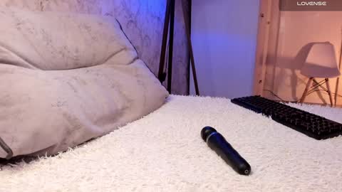 Natalie 20yo  PVT IS OPEN -- LUSH IS ON online show from January 7, 6:05 am