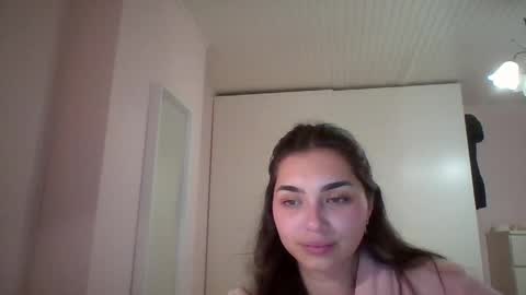 Snapshot of yourbella37 chatting on May 4, 9:22 pm yourbella37 online show from May 4, 9:22 pm