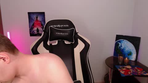 Snapshot of yourbilly chatting on December 9, 7:17 am Billy online show from December 9, 7:17 am