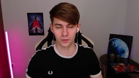 Snapshot of yourbilly chatting on December 13, 5:38 am Billy online show from December 13, 5:38 am