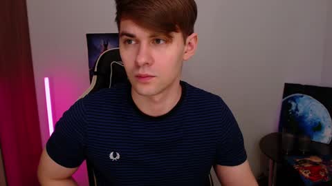 Snapshot of yourbilly chatting on December 16, 4:45 am Billy online show from December 16, 4:45 am