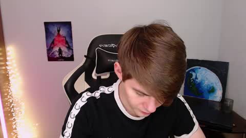 Snapshot of yourbilly chatting on January 13, 1:02 am Billy online show from January 13, 1:02 am