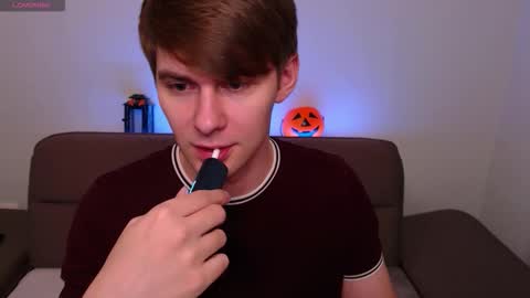 Snapshot of yourbilly chatting on October 29, 2:47 am Billy online show from October 29, 2:47 am