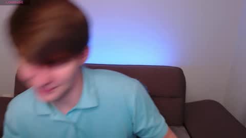 Snapshot of yourbilly chatting on November 10, 4:44 am Billy online show from November 10, 4:44 am