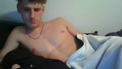 yourbitch1762 online show from September 15, 5:51 am